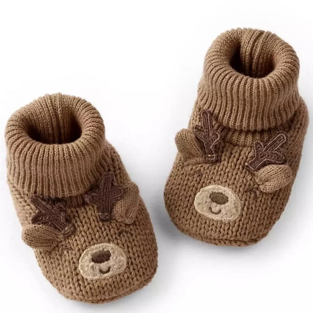 Carter's Baby Boys or Baby Girls Reindeer Crochet Booties -Brown  NB-3M NEW
